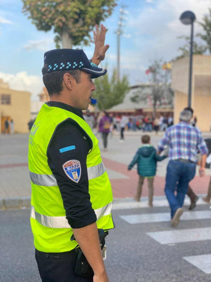 Por fin llegó el día de todos los “Albacetistas” El Alba juega en casa, y hoy lu...