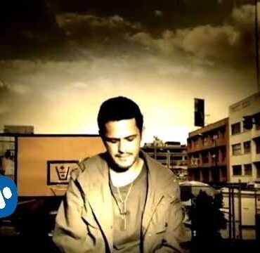 Alejandro Sanz - No Es Lo Mismo (Official Music Video)