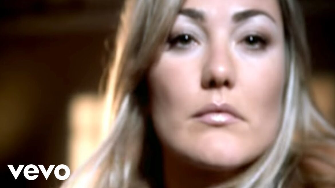 La Oreja de Van Gogh - 20 de Enero (Official Video)