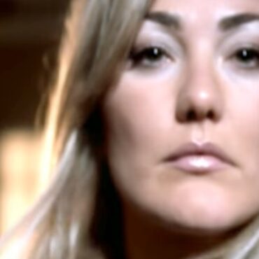 La Oreja de Van Gogh - 20 de Enero (Official Video)