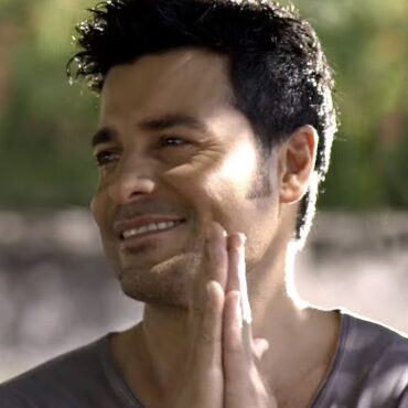 Chayanne - Madre Tierra (Oye) [Official Video]