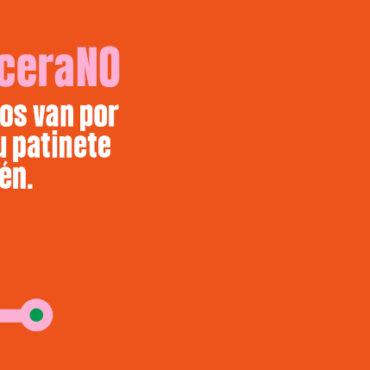 La DGT pone en marcha una nueva campaña de divulgación para concienciar sobre el buen uso del patinete​
						
								Fecha actualización: 28 octubre 2024
						Con un tono amable y divertido, la campaña busca concienciar en el respeto a la movilidad peatonal, recordando que las aceras son un espacio exclusivo para los desplazamientos a pie y que los patinetes deben circular siempre por la calzada como el resto de vehículos.​
El objetivo es conseguir una reducción efectiva de los accidentes en las aceras y espacios peatonales.
Con el slogan “Lo más peligroso es que no parece peligroso” y el hashtag #PorLaAceraNO, la campaña podrá verse en medios digitales y redes sociales y podrá escucharse en radio desde hoy y hasta el 7 de noviembre.
						
								
									
									Desplazamientos
									    Seguridad Vial
									    Urbana
									    Campaña
									    Movilidad
									    Patinetes
									    Riesgo
									    Victimas
									    VMP
									    Vulnerables
									    
							
						
			
				
					 
						 
							X
						
					
					
						 
						Facebook
						
						
					
					
						 
							Mail
						
					
					
						 
							Copiar URL
	
					
					
						 
							Mostrar QR
						
					
				
			
			
				
					
						 Ampliar letra