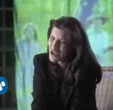 Laura Pausini - Gente (Videoclip - Spanish version)