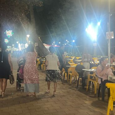 El Recinto Ferial de Tomelloso se llena de luz, magia y disfrute para vecinos y visitantes - SURCO CLM, Diario digital