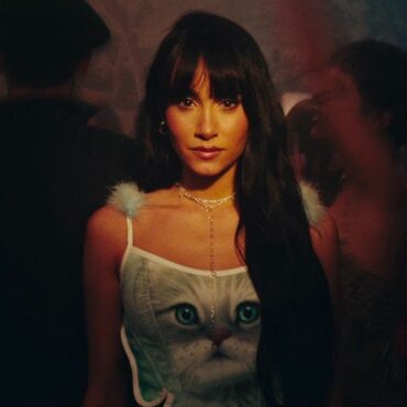 Aitana, Nicki Nicole - Formentera (video oficial)