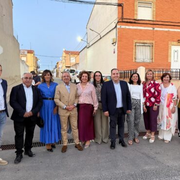 El diputado nacional Antonio Martínez Gómez; la diputada regional María Gil Mart...