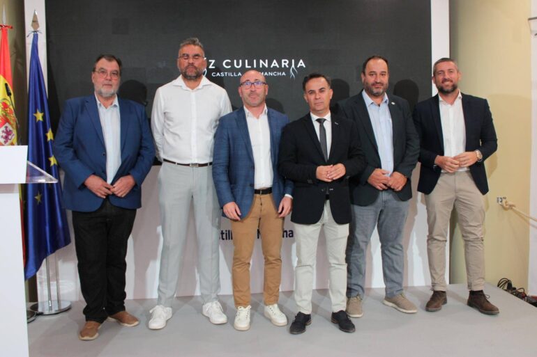 En el marco de la Feria de Albacete y en el stand de la Junta de Comunidades ded...