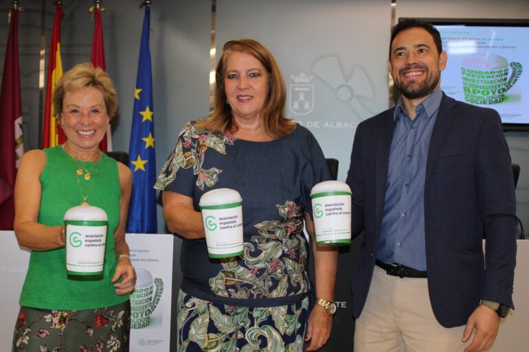 La Asociación Contra el Cáncer en Albacete  sale a las calles de Albacete por l...