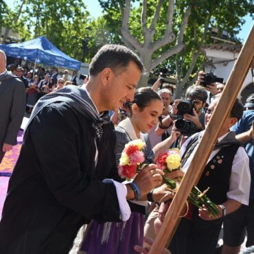 Serrano agradece a la Peña ‘El Templete’ por 37 años de devoción en la ofrenda d...