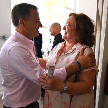 En el Día de la Vecindad en la Feria, el alcalde Manuel Serrano López  ha agrade...