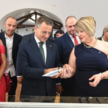 El alcalde de Albacete, Manuel Serrano López  , ha reafirmado su apoyo decidido ...