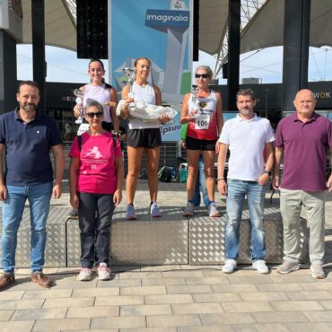La Carrera Popular Imaginalia une deporte y solidaridad 
 • Los concejales de De...