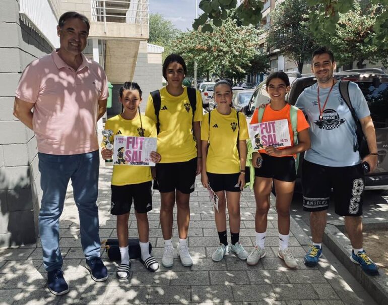 Nuestro concejal Jacinto Navarro ha asistido en el día de hoy al torneo 3x3 de ...