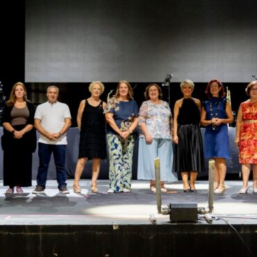 Los concejales del Equipo de Gobierno, Llanos Navarro y Carlos Calero, han asis...