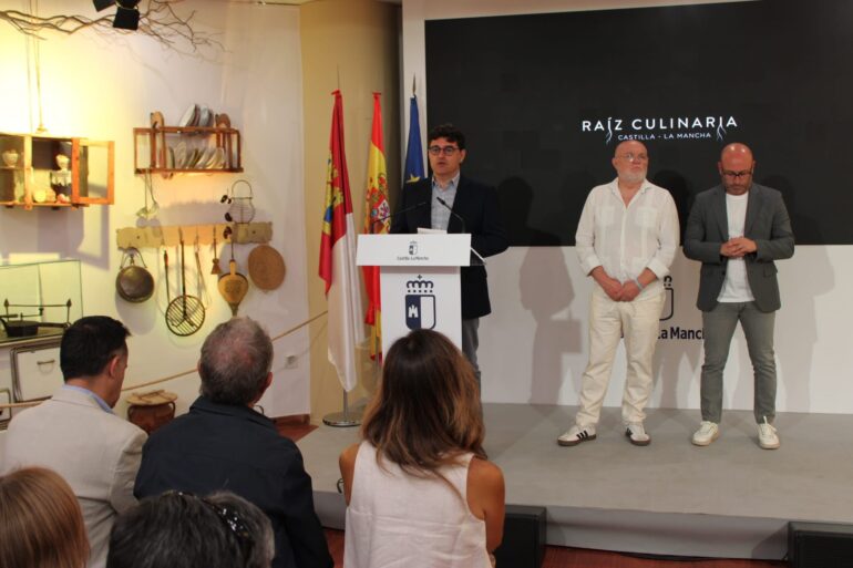 El Partido Popular participa en la presentación “Nuestra Feria sabe a Nuez, Pist...