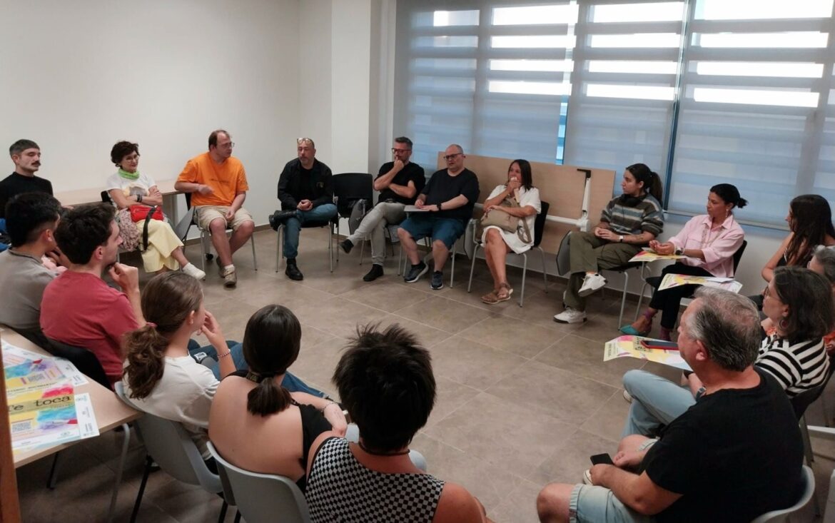 El Ayuntamiento impulsa el taller teatral “Compartiendo Escenario” para visibil...