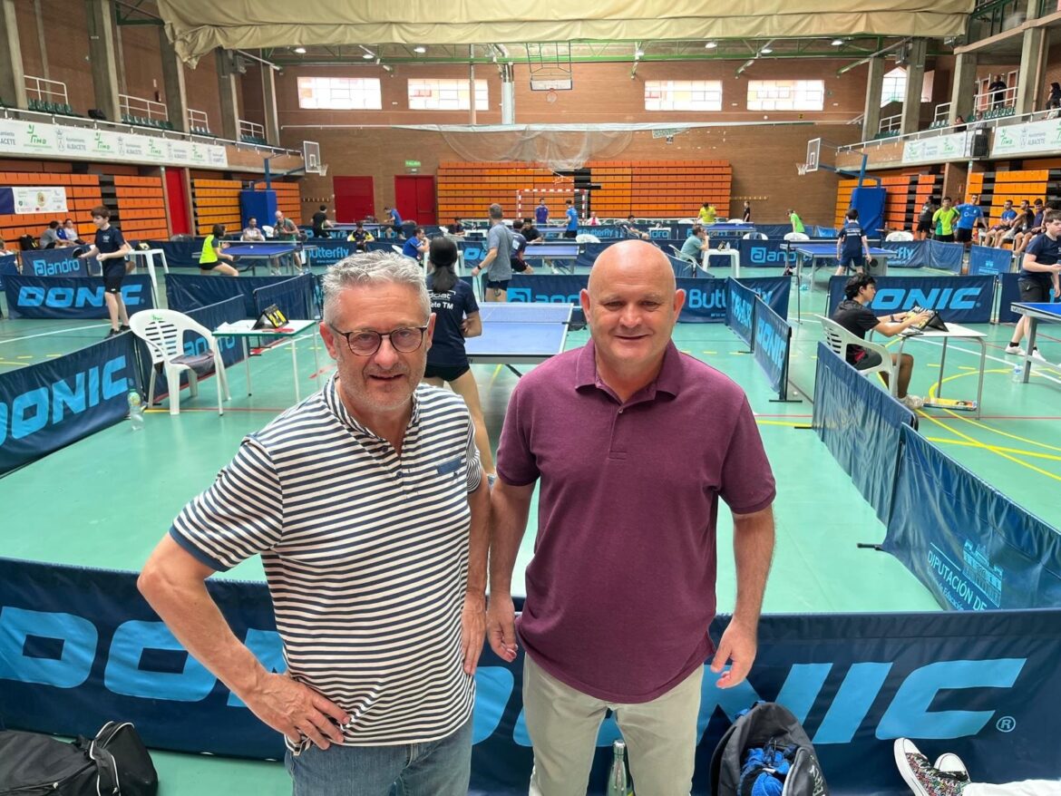 El Pabellón Feria ha acogido el VII Torneo Internacional de Tenis de Mesa, orga...