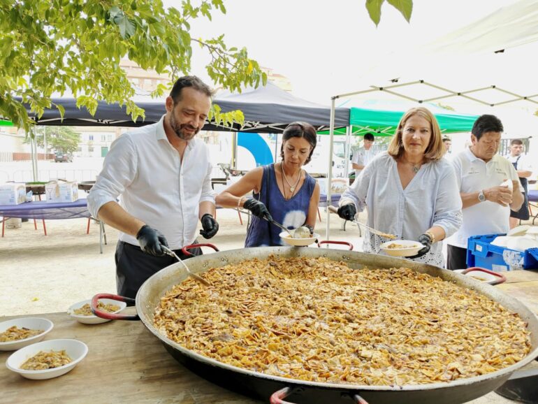 Los concejales Carlos Calero, Gala de la Calzada y Llanos Navarro han participad...
