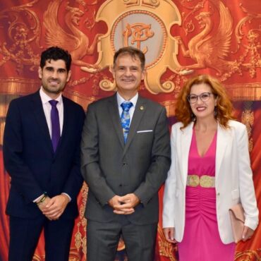 El Colegio Oficial de Médicos de Albacete cumple 130 años.  

Nuestro portavoz J...