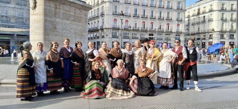 En el día de ayer, acompañamos a nuestros vecinos y vecinas de la Avcu Barrio d...