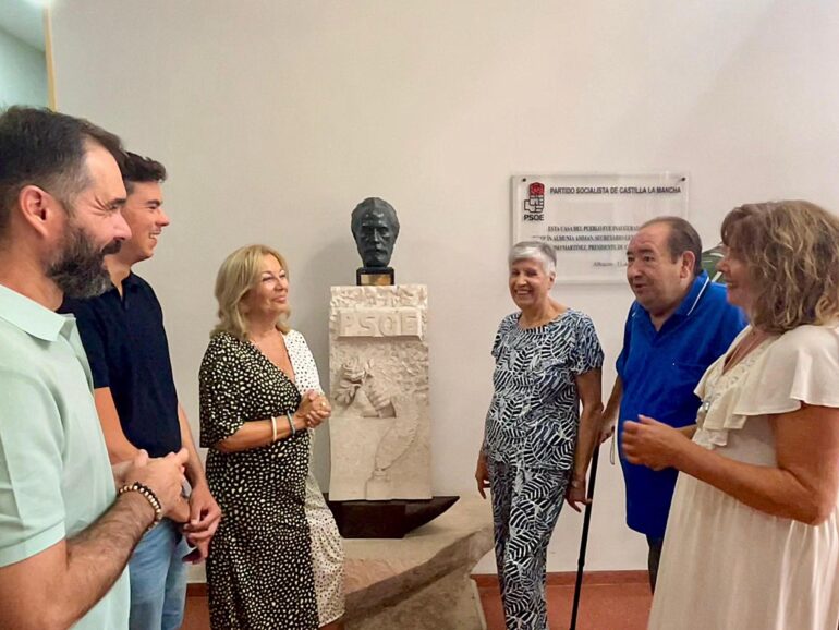 La Agrupación Municipal del PSOE de Albacete distingue con el premio ‘Pablo Igl...