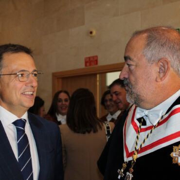 El Ayuntamiento de Albacete renovará su convenio de colaboración con la Univers...