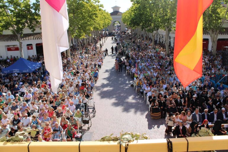 El alcalde y presidente provincial del Partido Popular, Manuel Serrano López, ju...