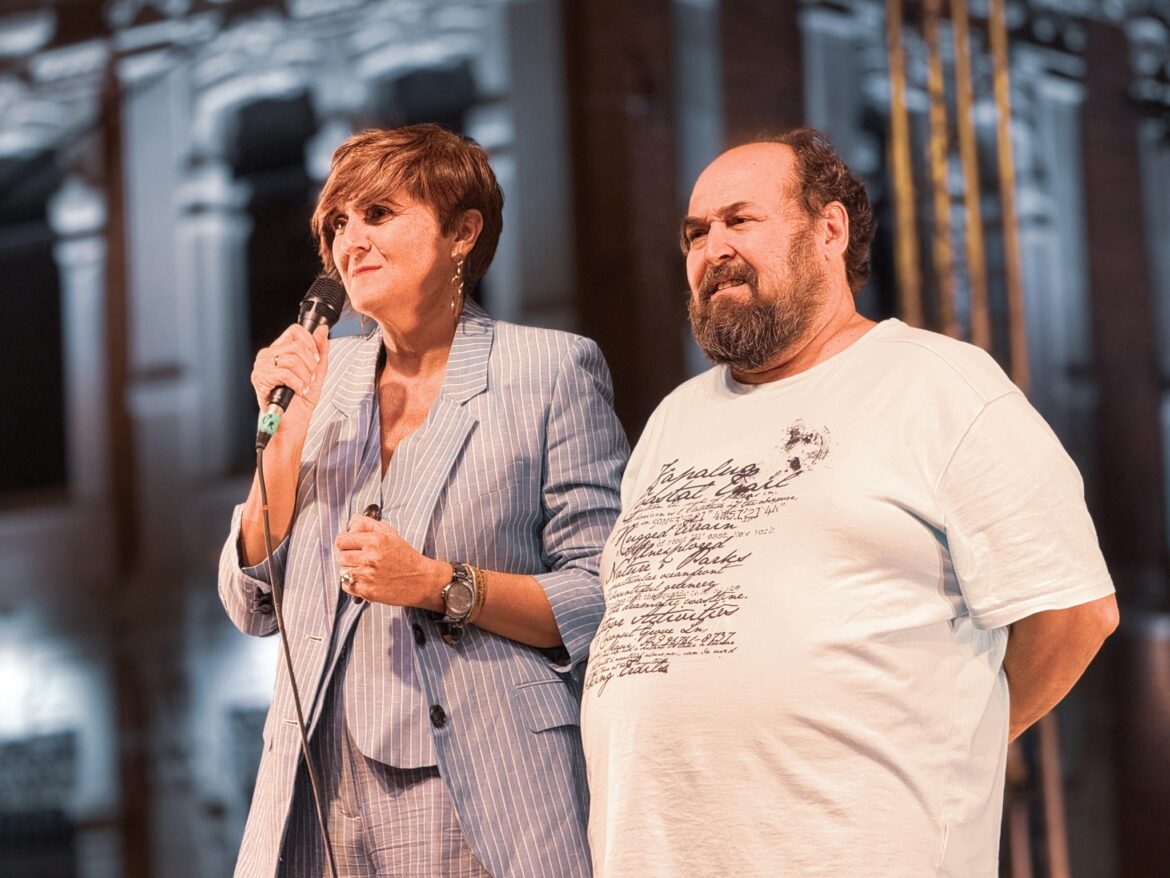 La ópera Carmen conquistó la Plaza del Altozano.

En el marco del  69º Festival...