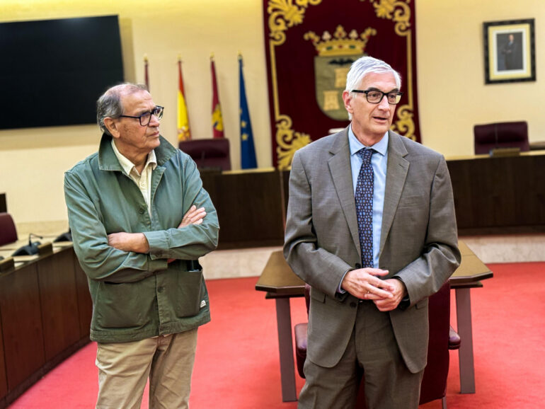 Albacete y Arles: unidas por la pasión por la tauromaquia. 

El concejal de Asu...