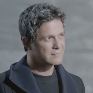 Alejandro Sanz - Se Vende (Official Video)
