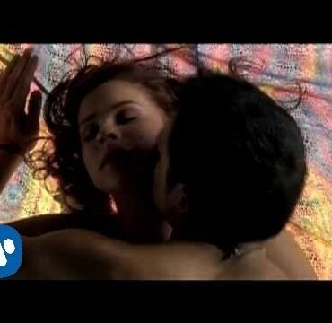 Alejandro Sanz - Cuando Nadie Me Ve (Official Music Video)
