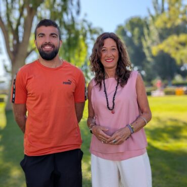 Récord de participación en la piscina de verano con horario nocturno en Almansa: más de 1.300 bañistas en una sola noche