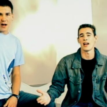 Andy & Lucas - Son De Amores (Video Oficial)