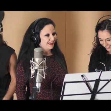 Camela - Lágrimas de amor ft Alaska (Lyric Video)