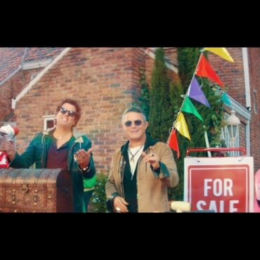 Carlos Vives, Alejandro Sanz - For Sale (Official Video)