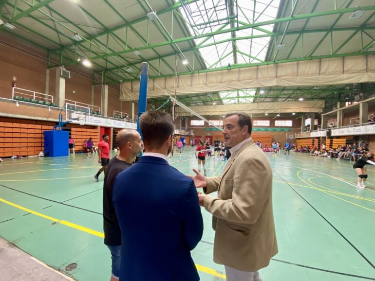 XXXVII Torneo Voleibol Feria de Albacete organizado por el Club Voleibol Adeva ....