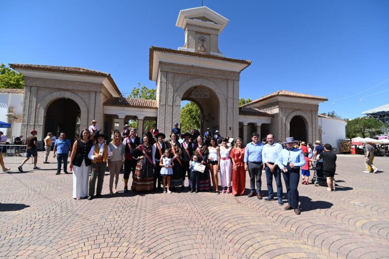 Premios ecuestres, Feria 2025.

La concejala Ana Albaladejo Garcia y el conceja...