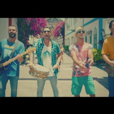 Efecto Pasillo - Carita de buena (Videoclip Oficial)