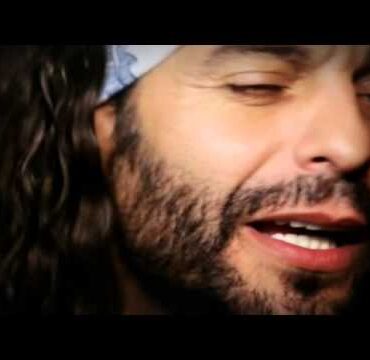 El Arrebato - Durmiendo En Tu Ombligo ft. Vanesa Martín