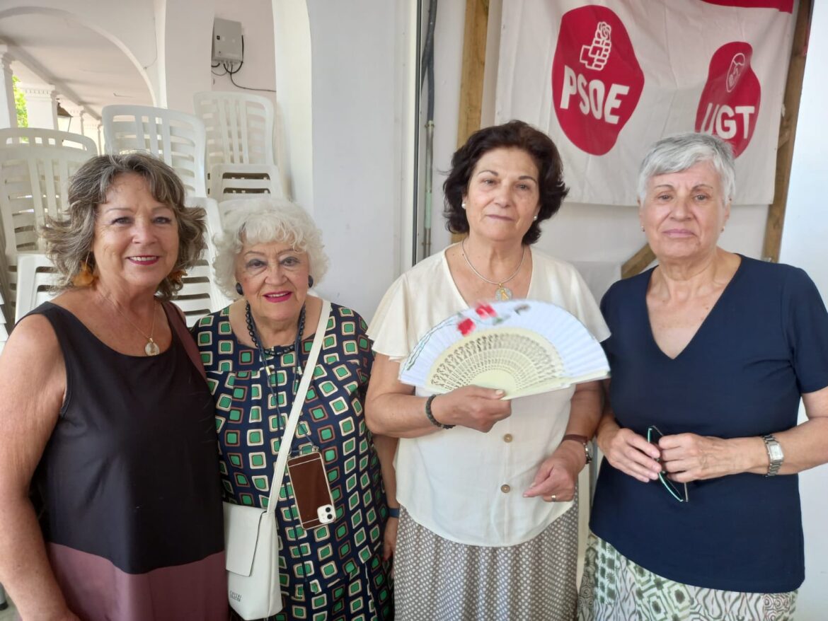 ¡Seguimos de Feria!  

Hemos mantenido nuestro tradicional encuentro con la mili...