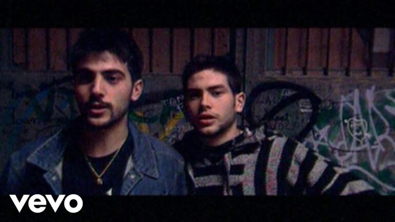 Estopa - Cacho A Cacho (Videoclip) (En Directo)