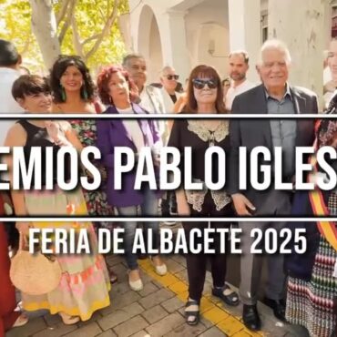 Bonita jornada de encuentro y confraternización socialista en la Feria .

Gracia...