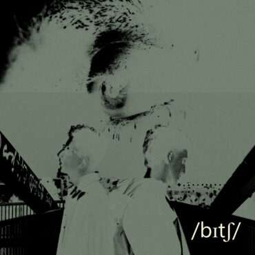 Ch666: /bɪtʃ/         
        
                                                            Golden Grey                    
        
            
                
                    
                                                                                    PICAP, S.L.