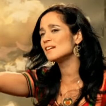 Julieta Venegas - Me Voy (Video Stereo)