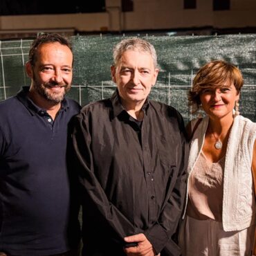 Esta noche hemos vivido una nueva jornada de éxito con “La Feria en los Barrios”...