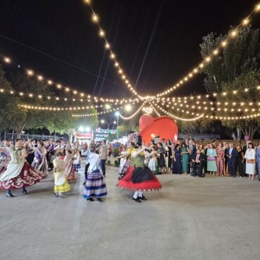 La Roda, declarado ‘Municipio Turístico’ de C-LM




4 de agosto, 2025





AyuntamientoCulturaDeportesFiestas Patronales de La RodaTurismo