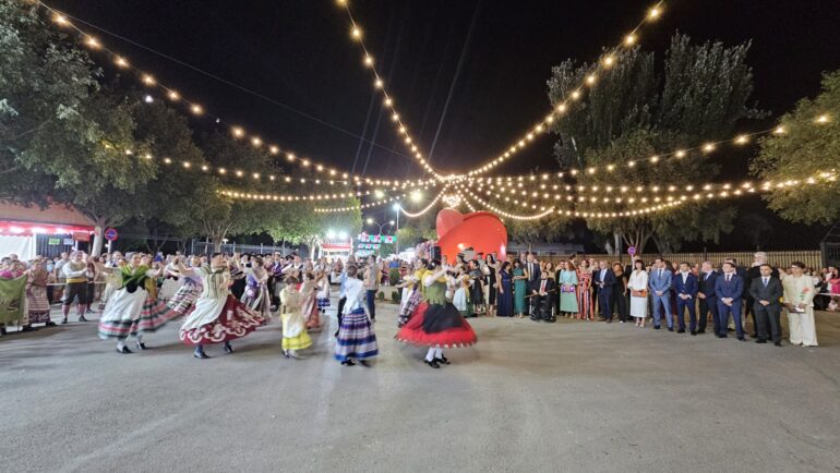 La Roda, declarado ‘Municipio Turístico’ de C-LM




4 de agosto, 2025





AyuntamientoCulturaDeportesFiestas Patronales de La RodaTurismo