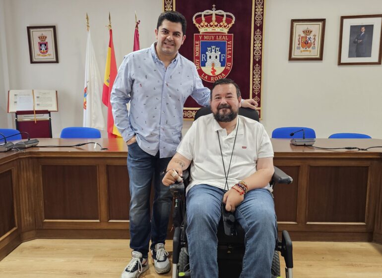 El músico Juan Antonio Martínez Escribano, pregonero de las Fiestas de La Roda




7 de julio, 2025





Uncategorized