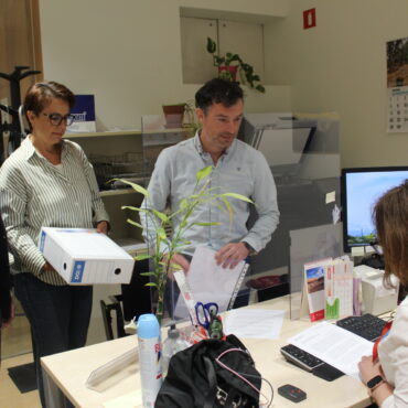El Grupo Municipal del PP de La Roda, con su portavoz Eduardo Sánchez al frente,...
