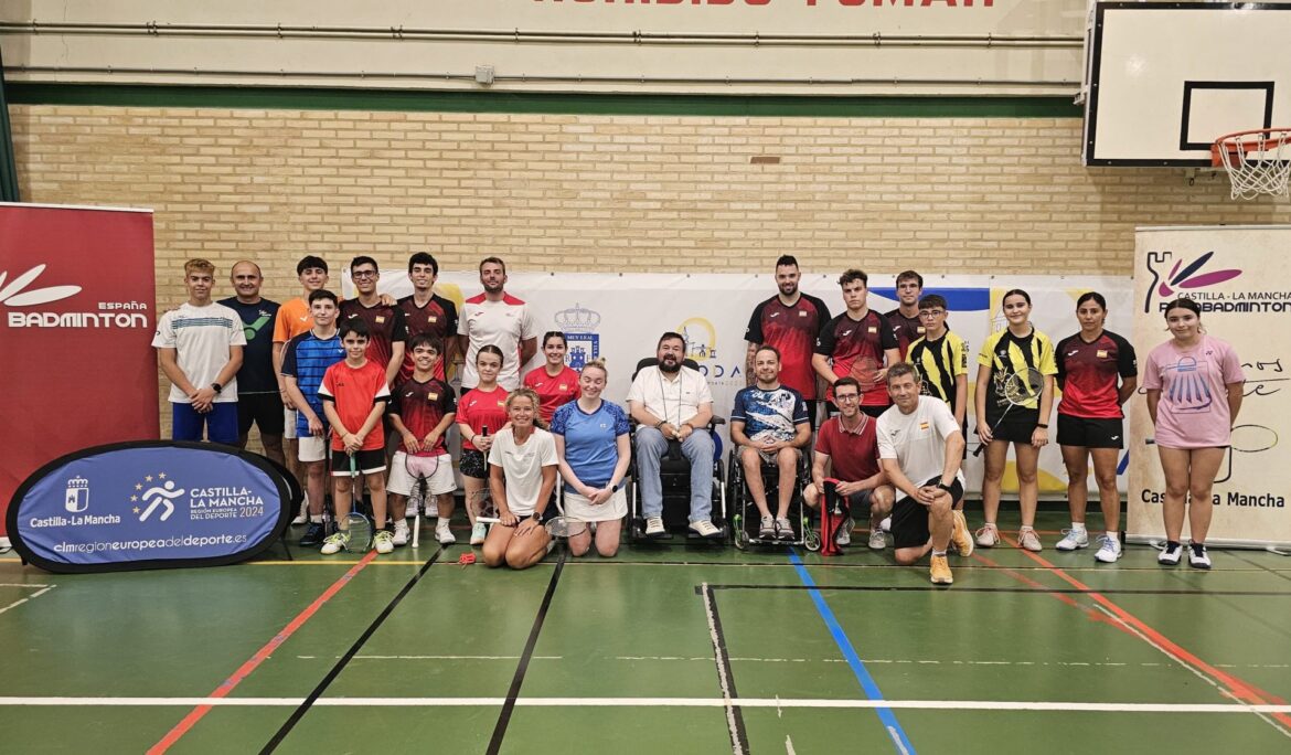 Los mejores del parabádminton ya están en La Roda




15 de julio, 2025





AyuntamientoDeportesIgualdadJuventud